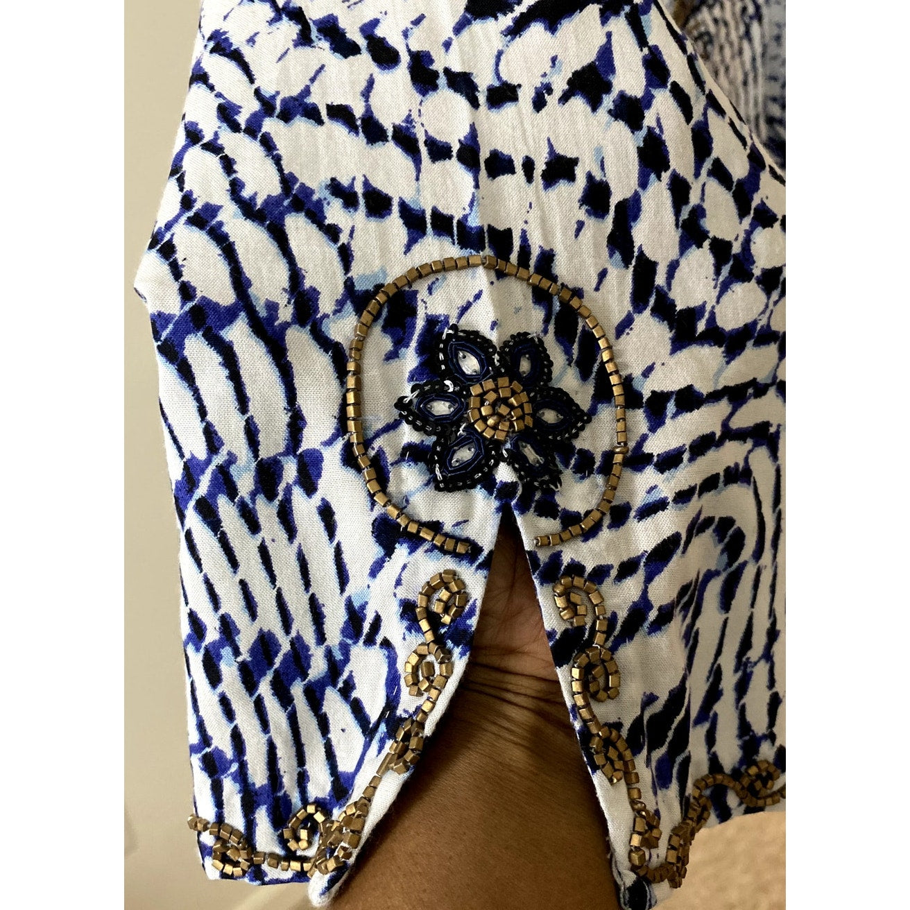 Soft Surroundings South Beach Blue/White Sequin Tunic - Size L (EUC)