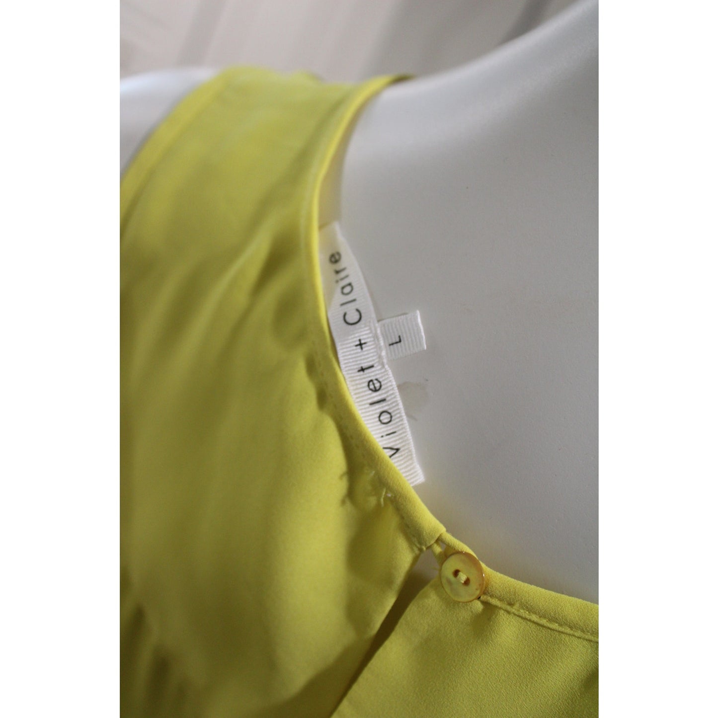 Violet + Claire Yellow Sleeveless Top - Size L (EUC)