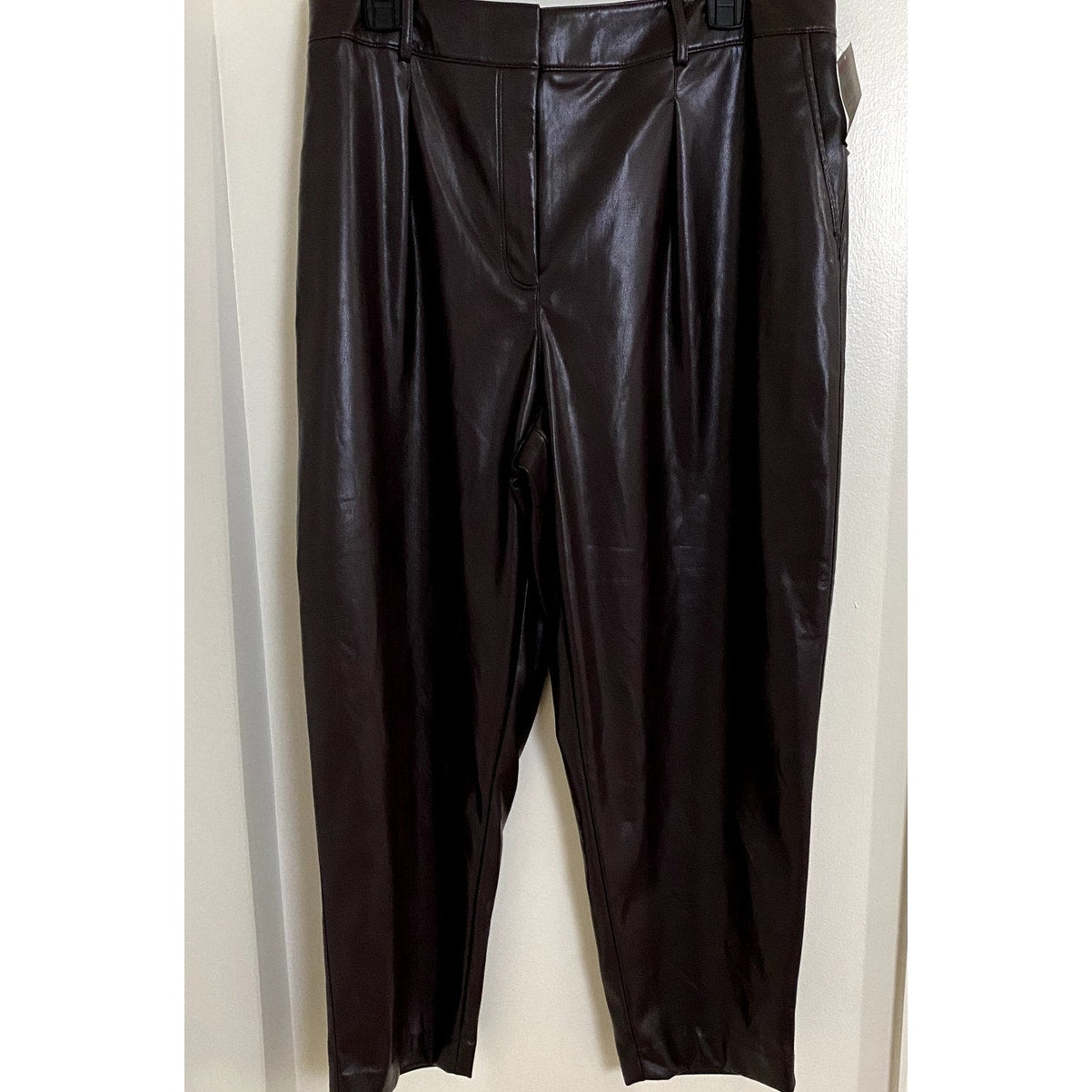 MAX STUDIO Brown Faux Leather Pants - Sz. Large (NWT)