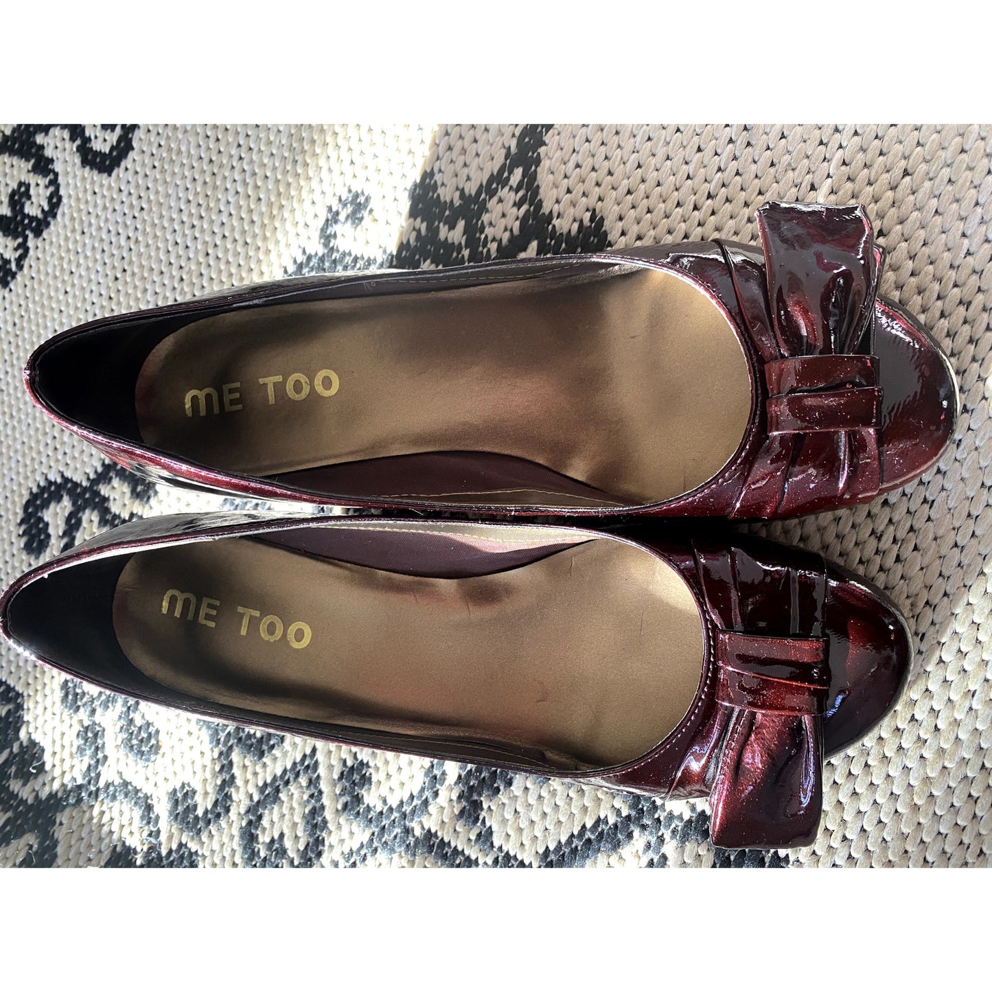 Me Too Burgundy Patent Leather Low Heeled Shoes - Sz. 9M (EUC)