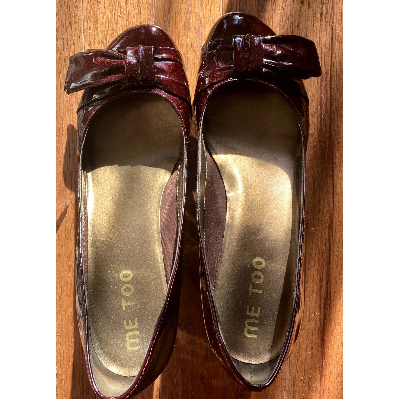 Me Too Burgundy Patent Leather Low Heeled Shoes - Sz. 9M (EUC)