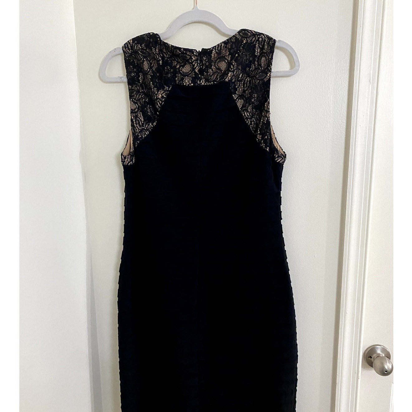 Adrianna Papell Black Lace Pleated Cocktail Dress - Size 12 (EUC)