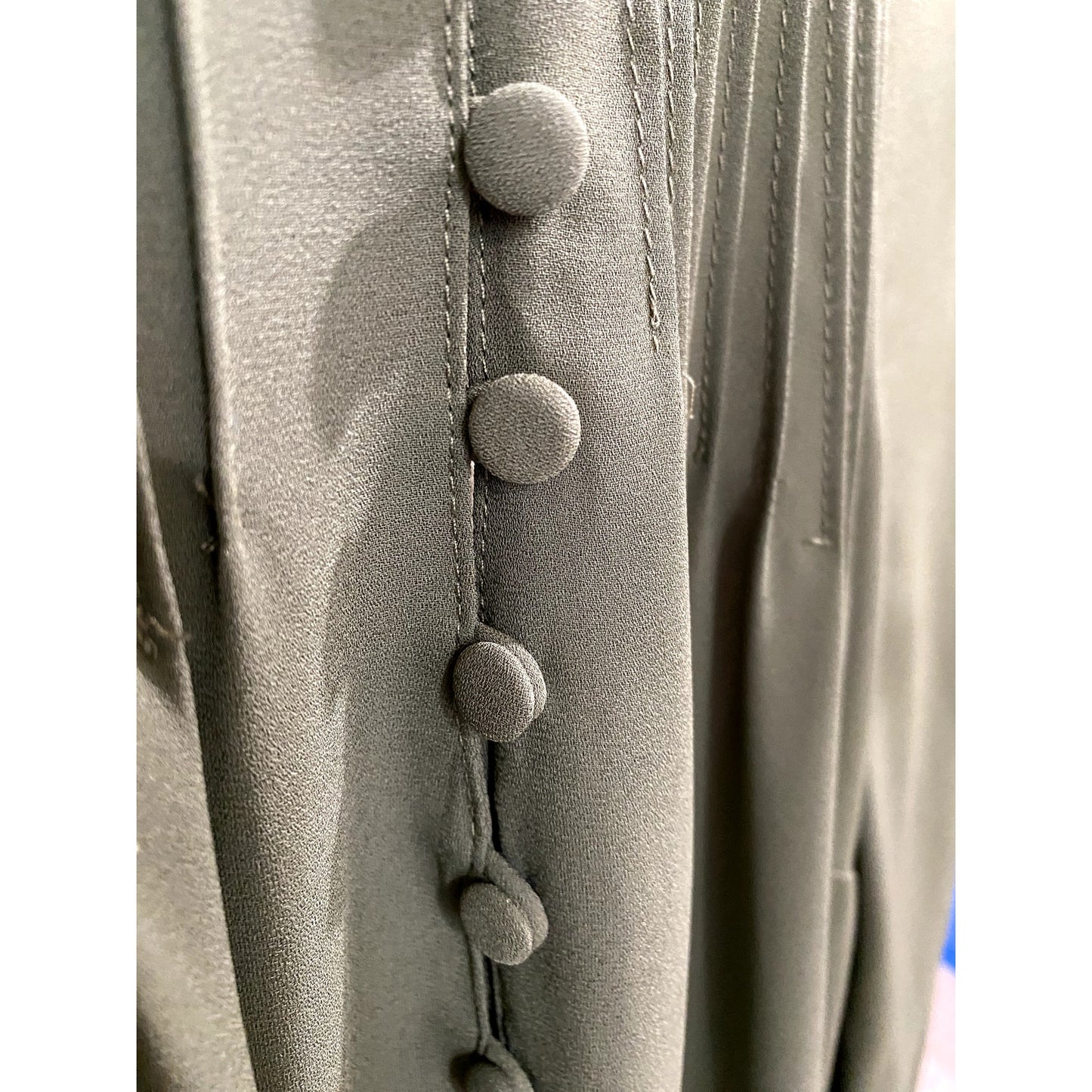 TORRID Olive Green Button Up Blouse - Size 0 (EUC)
