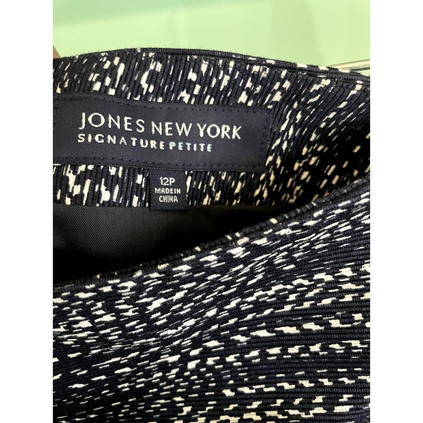 Jones New York Signature Petite - Size 12P (EUC)