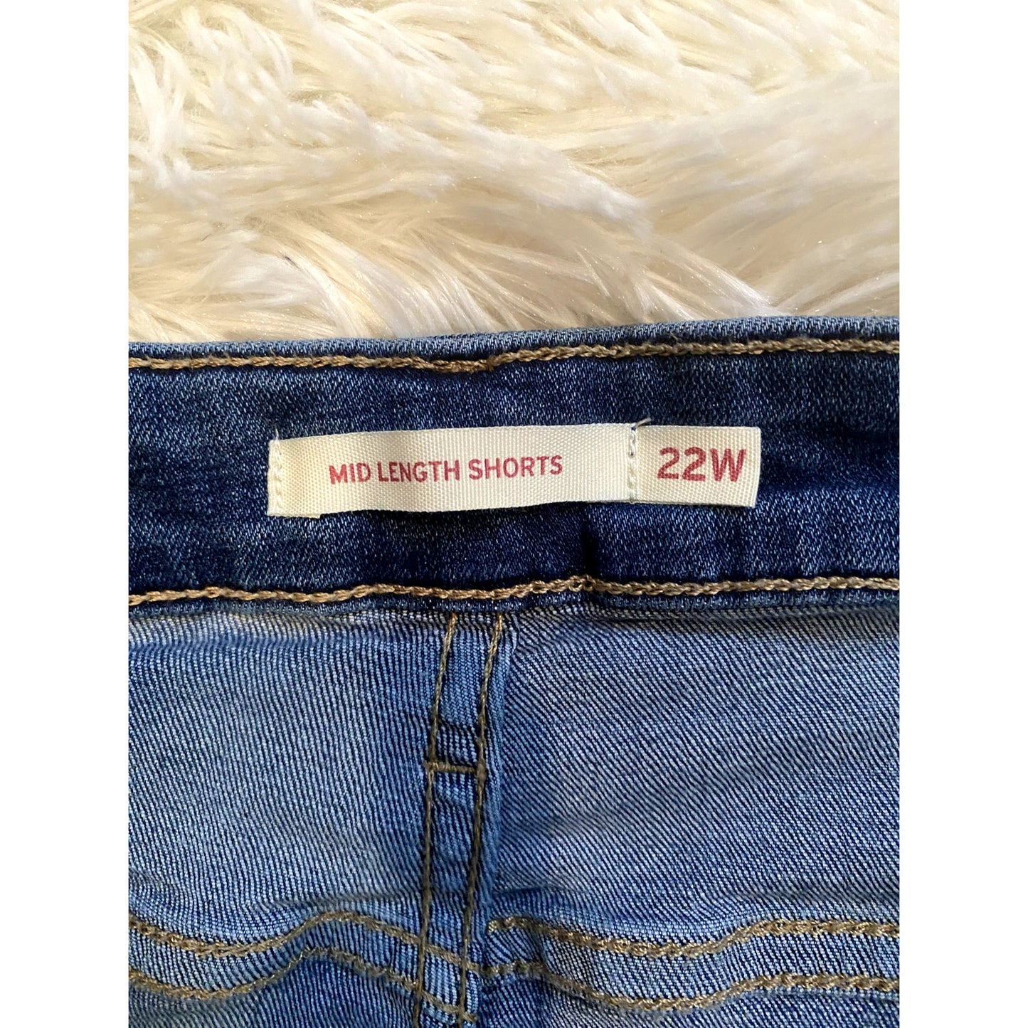 Levi’s Mid Length Shorts - Size 22W (EUC)