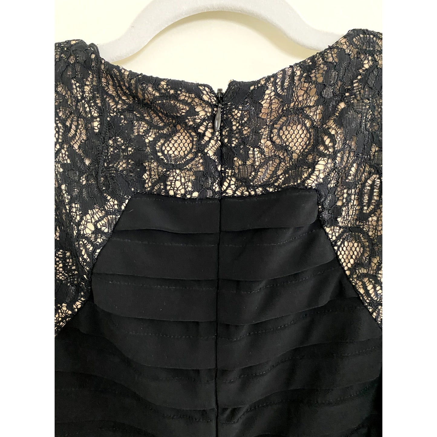 Adrianna Papell Black Lace Pleated Cocktail Dress - Size 12 (EUC)