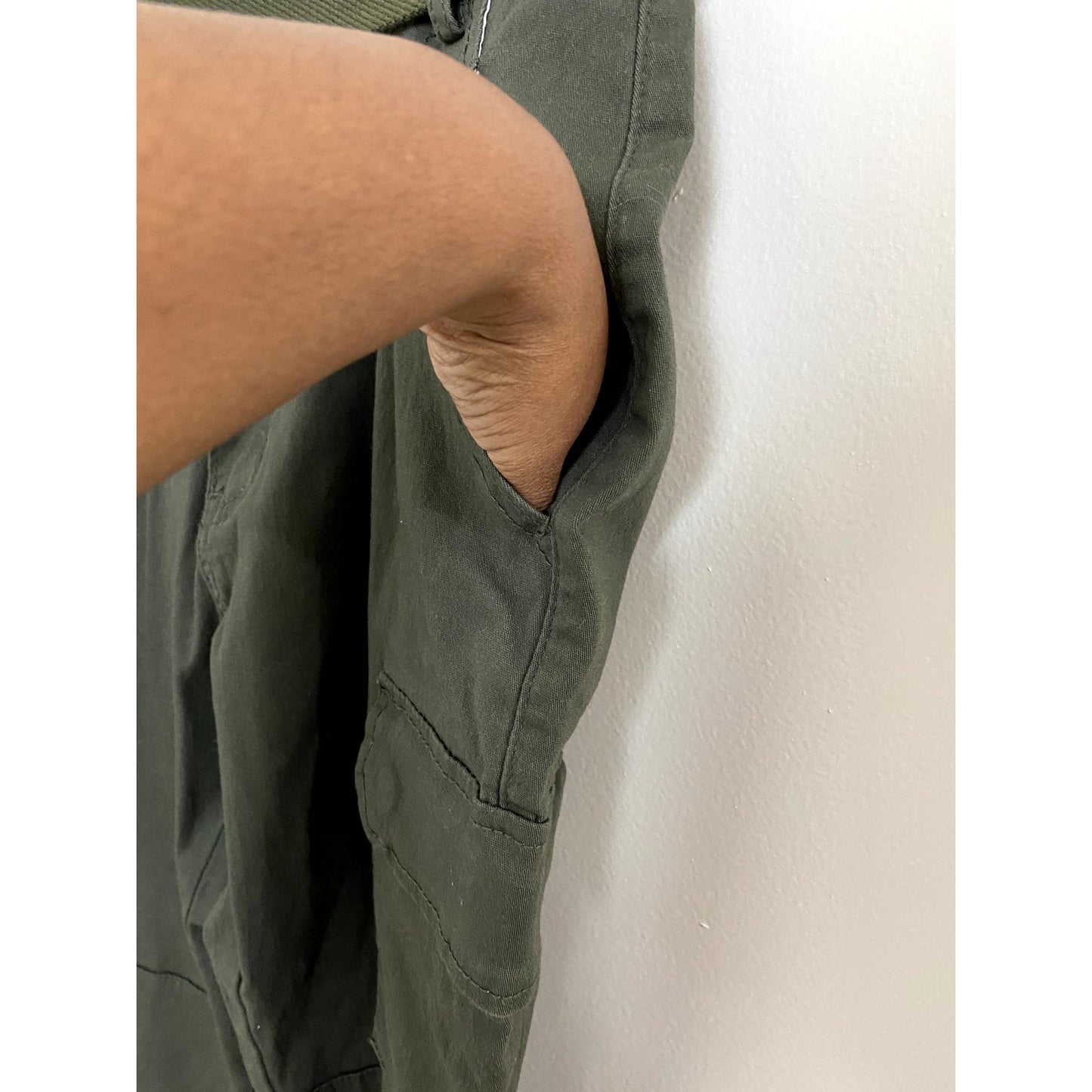 American Bazi Olive Cargo Joggers - Sz. L (NWT)