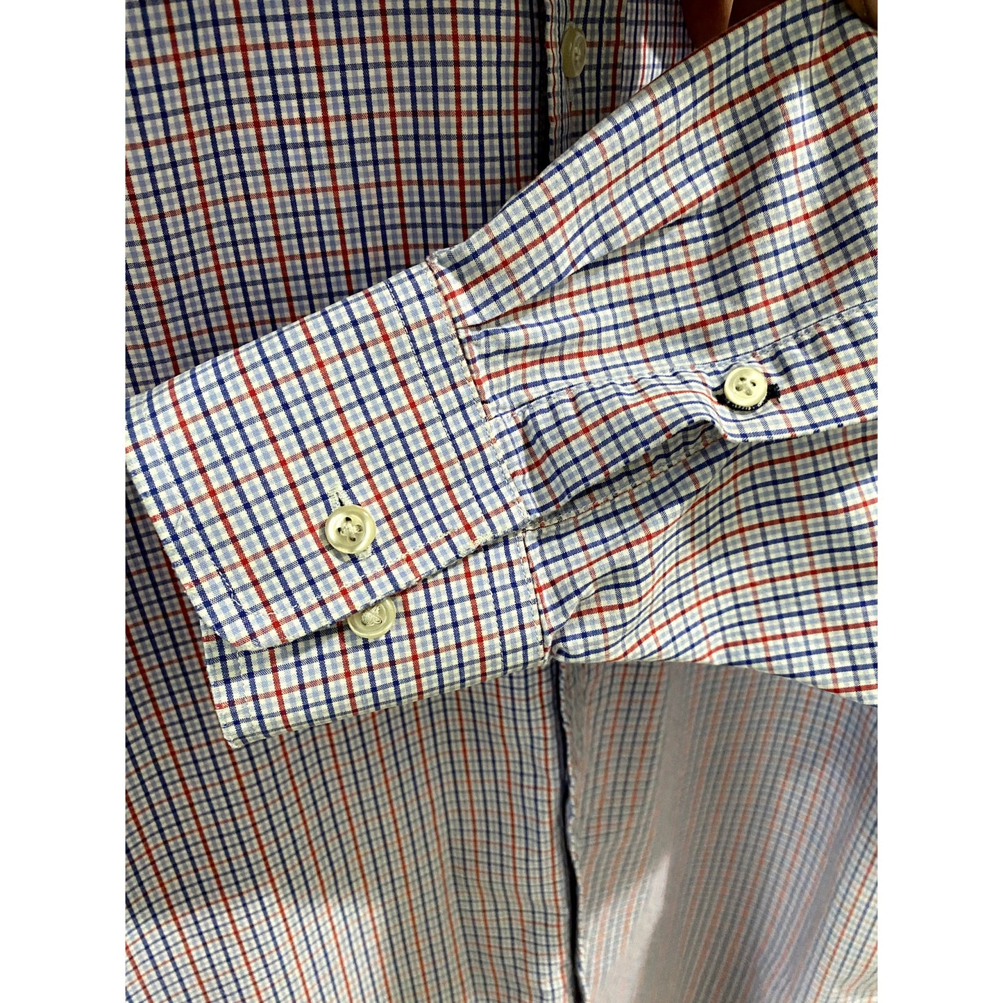 Tommy Hilfiger Plaid Casual Button Down Shirt - Sz. 34 - 35 (EUC)