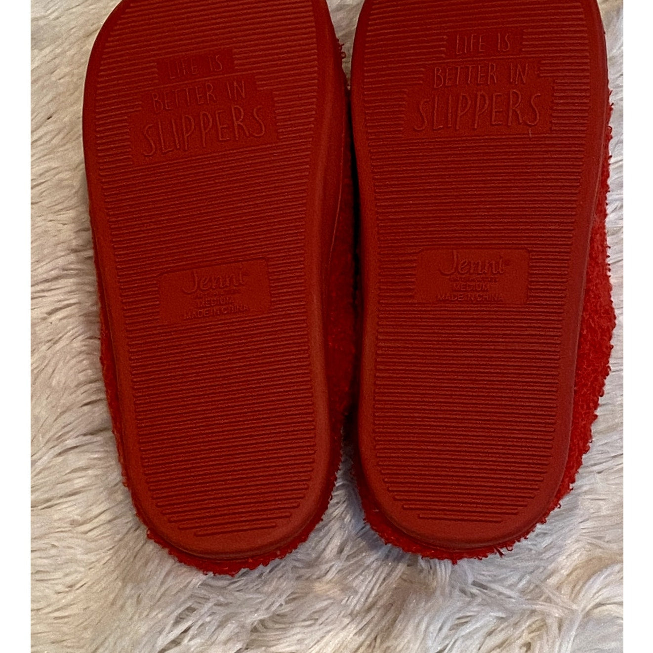 Jenni by Jennifer Moore Red Smiley Face Slippers - Size 7 - 8 (NWT)