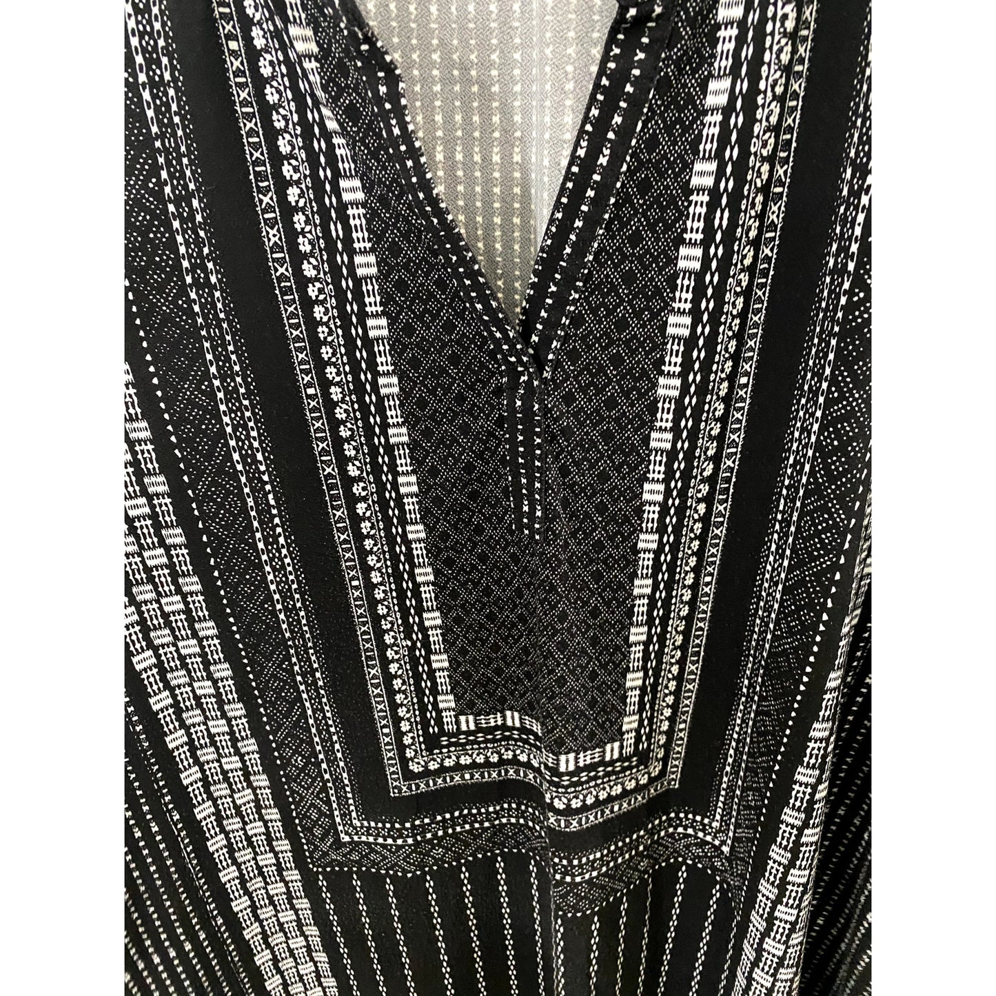 Dalia Black and White Geometric Tunic - Size 3X (NWOT)