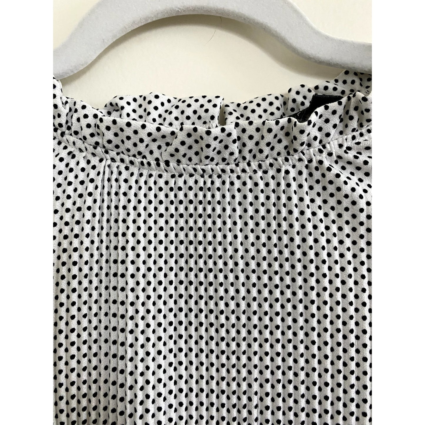 Adrianna Papell White with Black Polka Dots Long Sleeve Top - Sz. L (NWT)