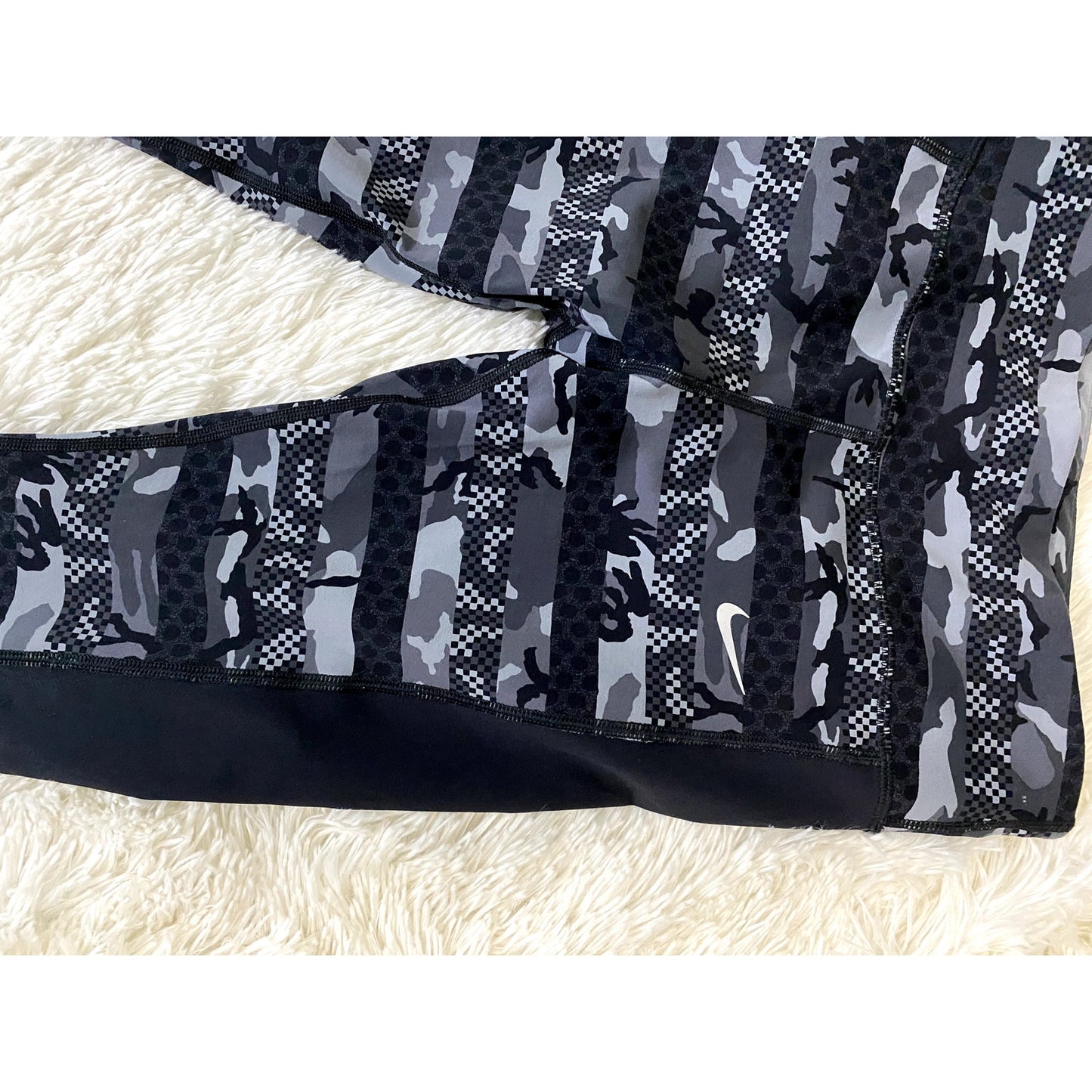 NIKE Running Dri Fit Leggings - Size Small