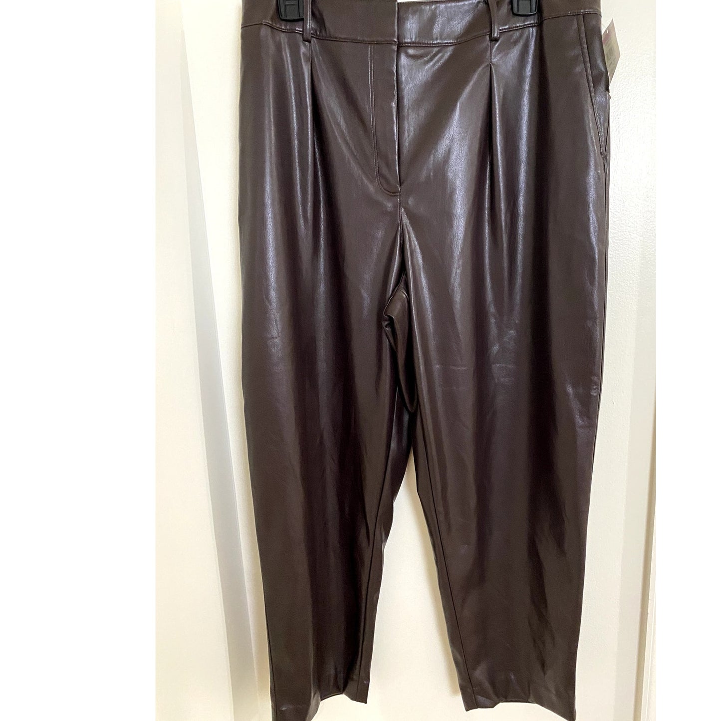 MAX STUDIO Brown Faux Leather Pants - Sz. Large (NWT)