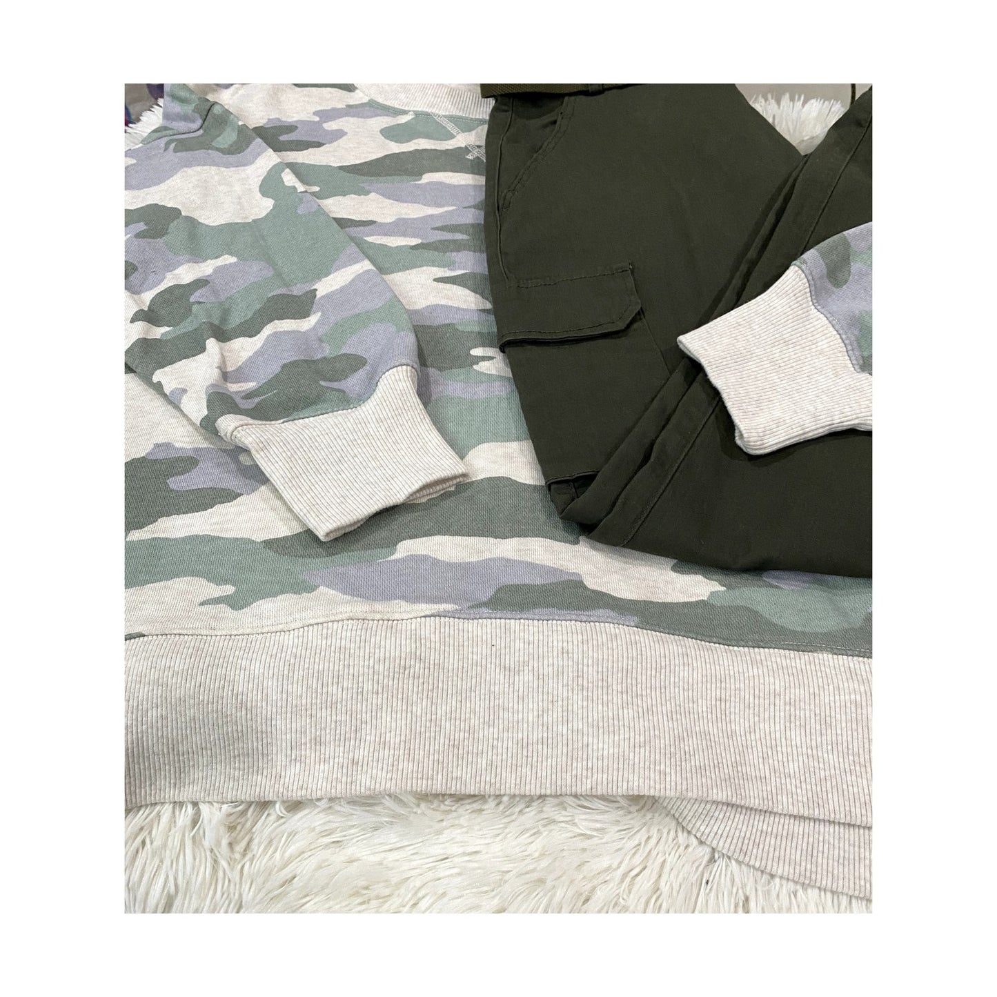 American Bazi Olive Cargo Joggers - Sz. L (NWT)
