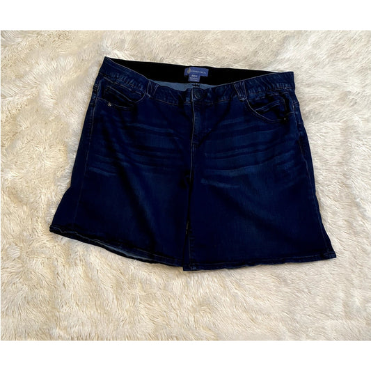 Democracy AB Technology Denim Shorts - Size 22W (EUC)