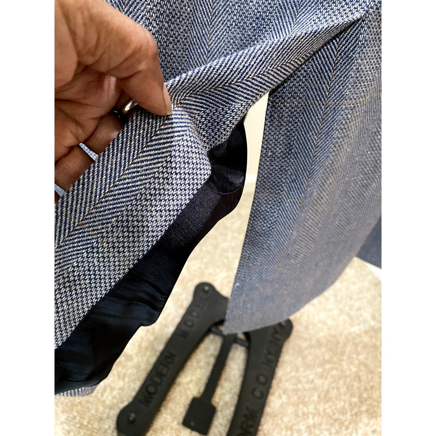 Vintage Stafford Bluish Gray Poly/Wool/Silk Blend Blazer- Size 42L (EUC)