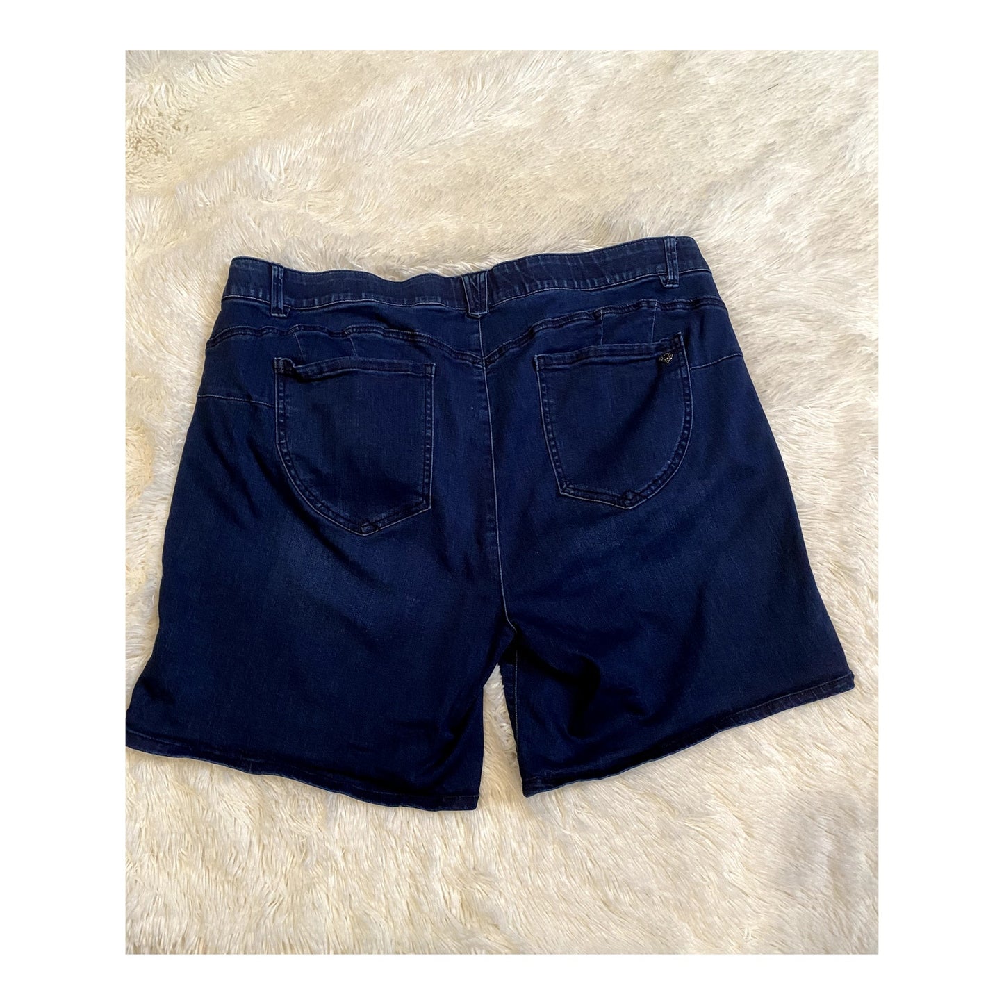 Democracy AB Technology Denim Shorts - Size 22W (EUC)