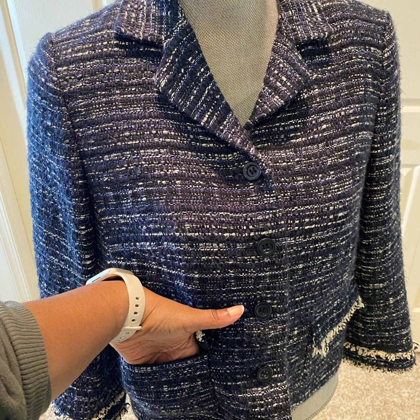 Ann Taylor Blue Blazer - Sz. 8P (EUC)