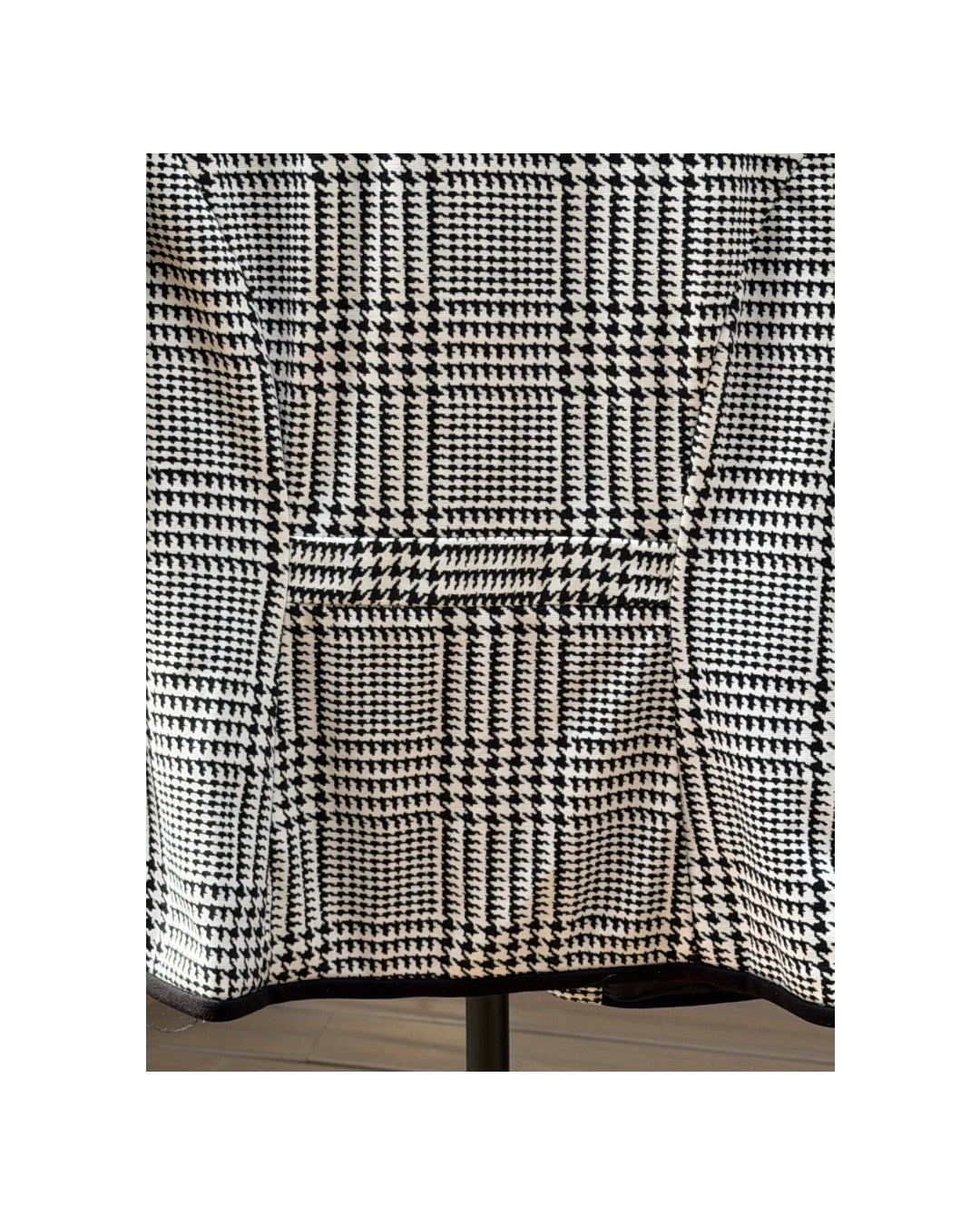 Covington Black/White Houndstooth Blazer Size Large (EUC)
