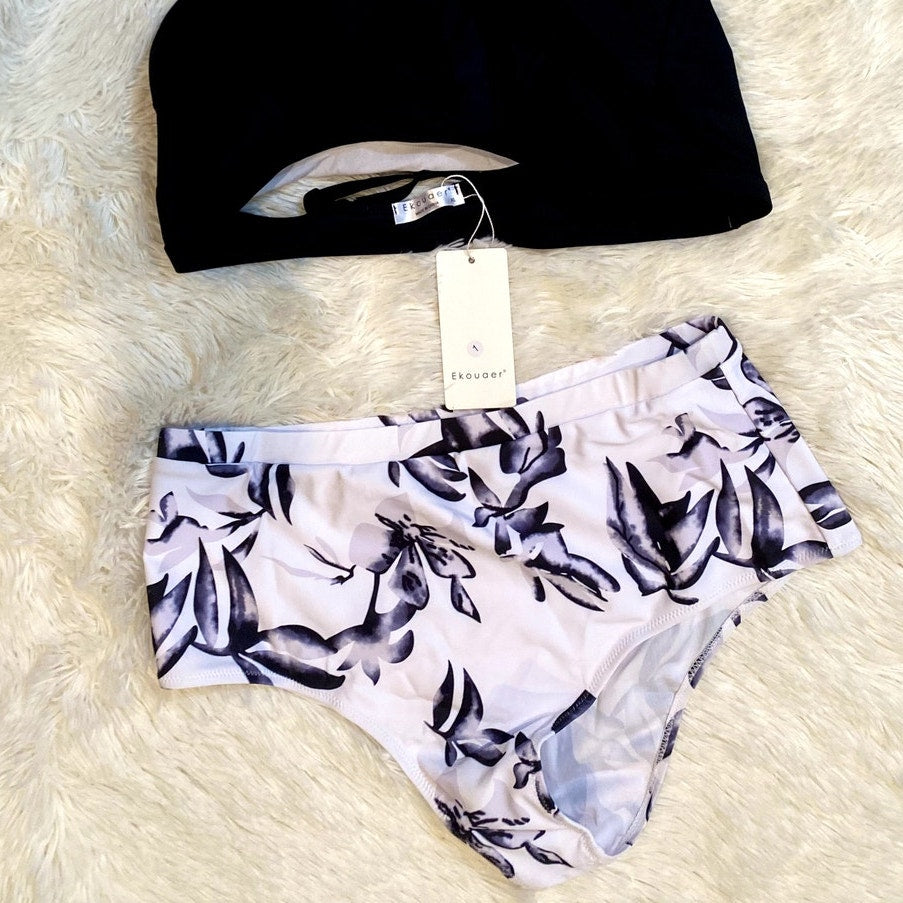 Ekouaer Black and White Two Piece Bathing Swim Suit - Size XL (NWT)