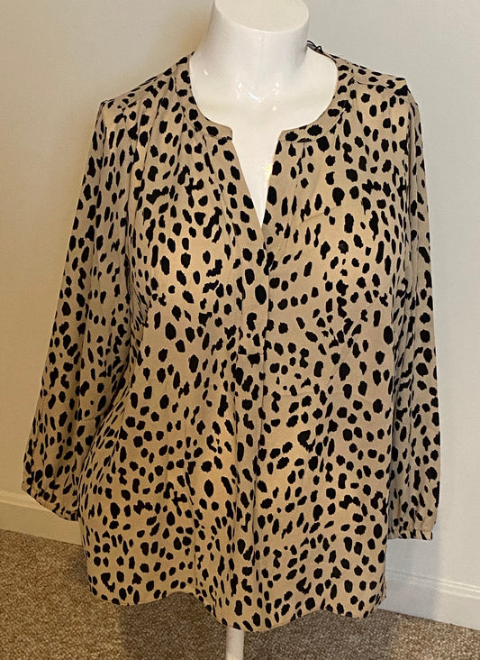 Curvy Plus Leopard Print Blouse