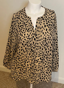 Curvy Plus Leopard Print Blouse