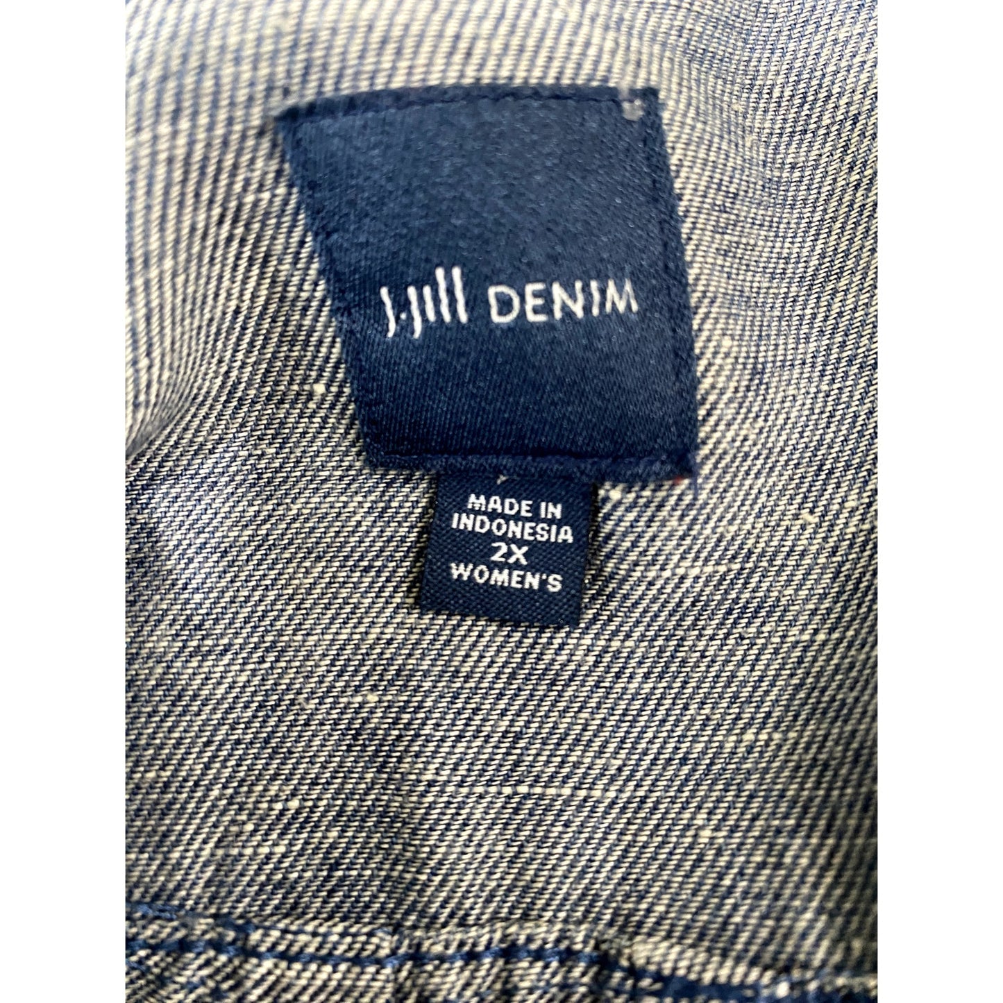 J. Jill Medium Wash Denim Shirt/Jacket - Size 2X (EUC)