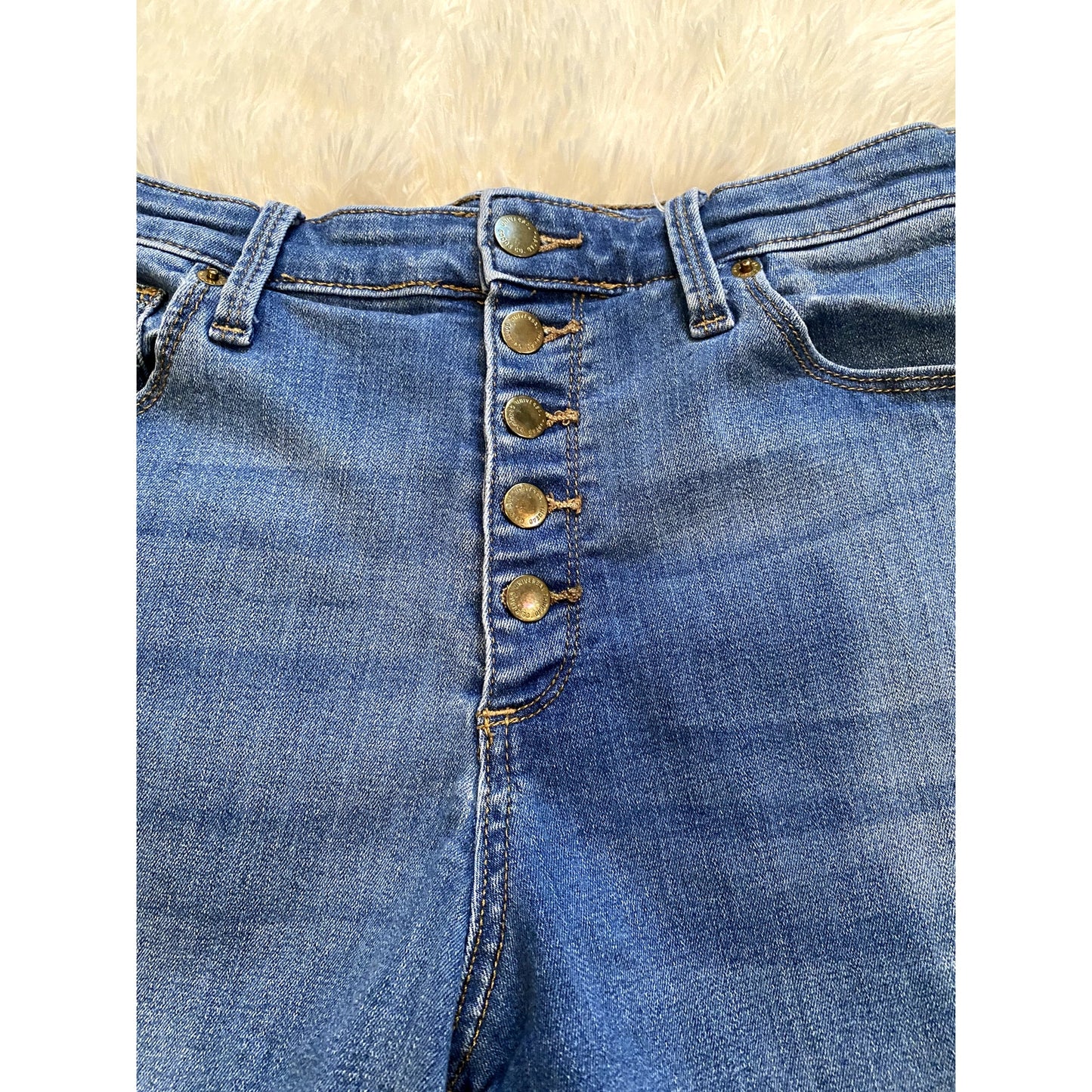 Universal Thread Button Fly Denim Shorts - Size 14 (EUC)