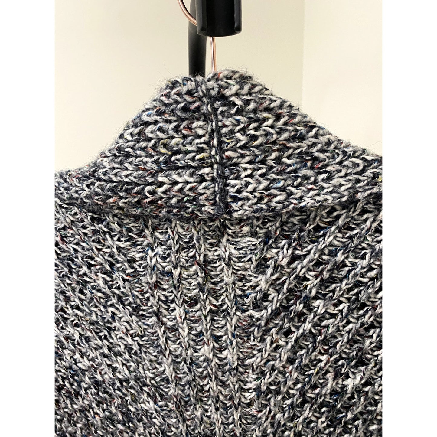 LOU & GREY Multi-Colored Open Sweater - Size M (EUC)