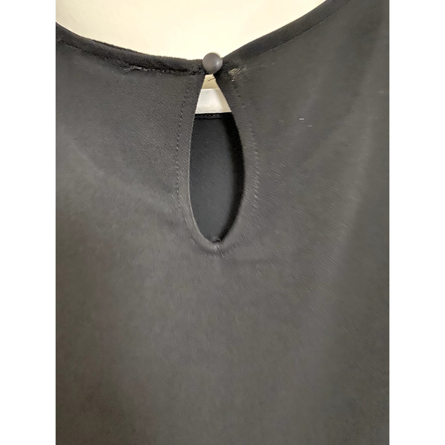 Adrianna Papell Black Sheer Swiss Dots Sort Sleeve Top - Sz. M (NWT)
