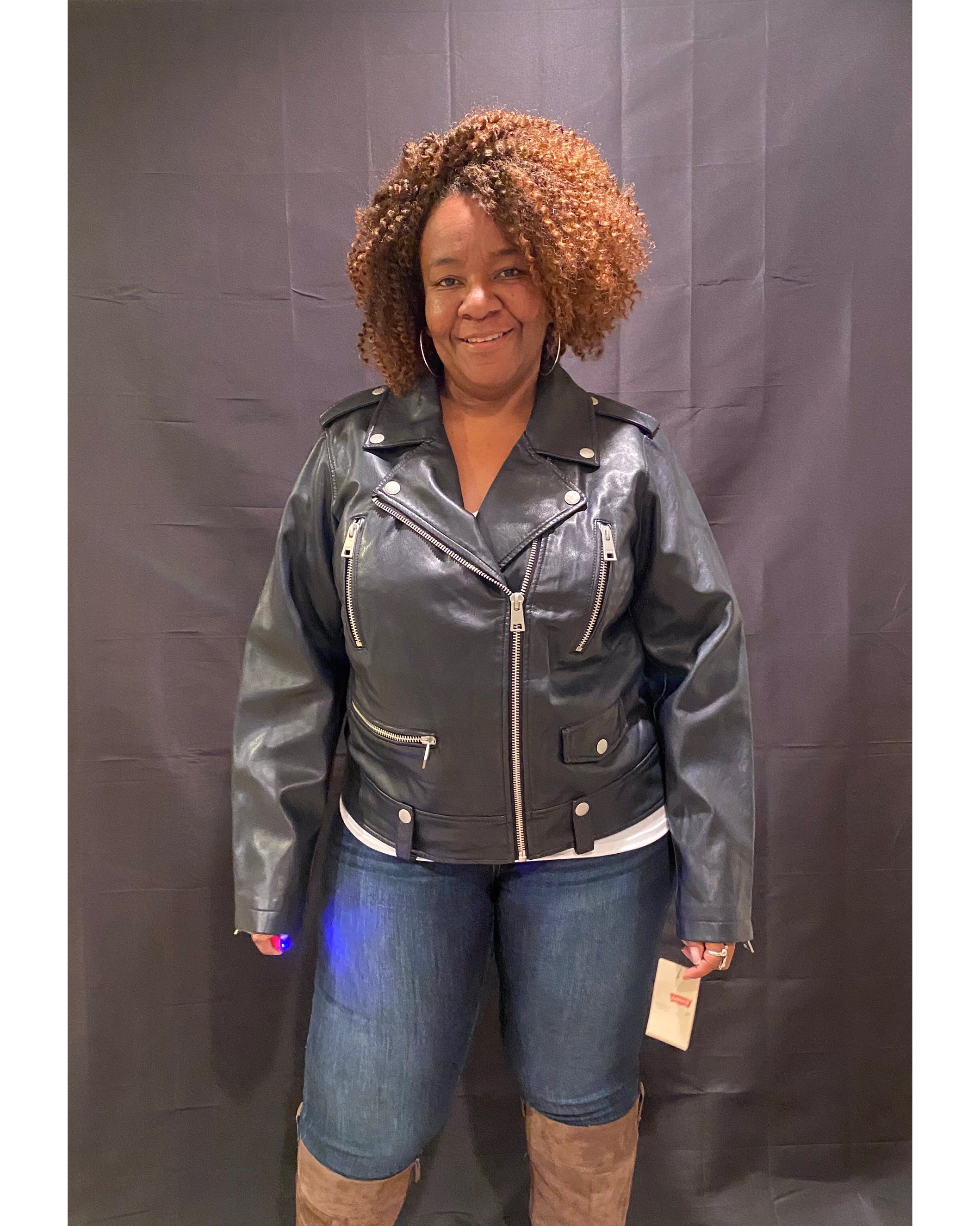 sang Samle tør Faux Leather Jacket Dark Blue. Perfect for Fall. – The Curvy Girl in the  Middle