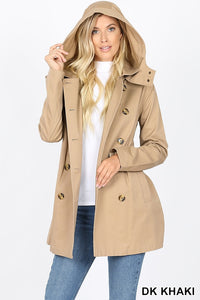 Curvy Straight Classic Trench for the Fall