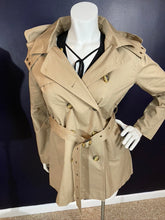 Load image into Gallery viewer, Curvy Straight Classic Trench for the Fall

