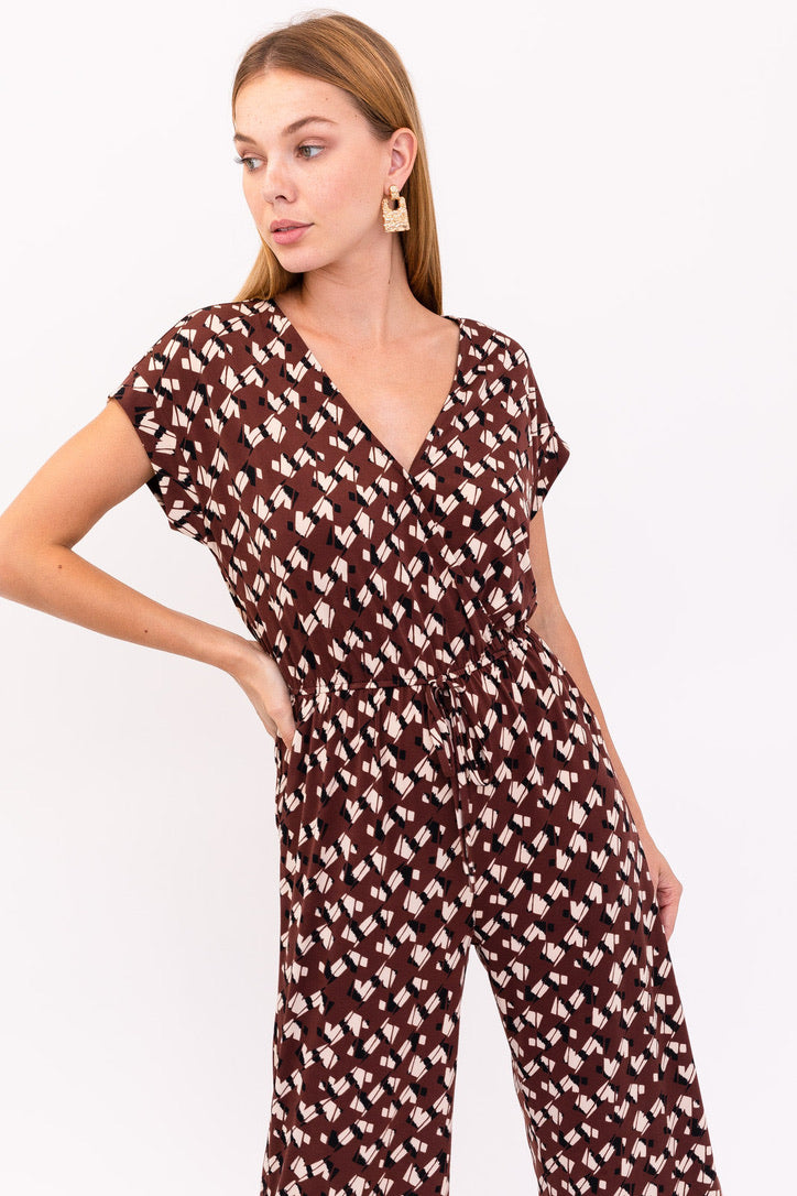 Curvy Straight/Curvy Plus Roll-Up Sleeve Crop Jumpsuit