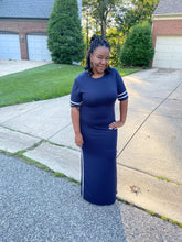 Load image into Gallery viewer, Curvy Plus Striped Jersey Maxi Dress
